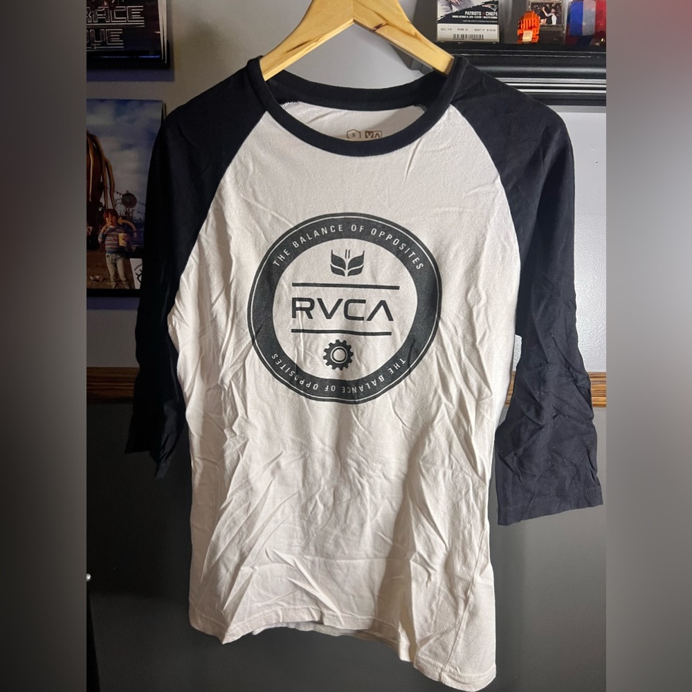 RVCA 3/4 sleeve